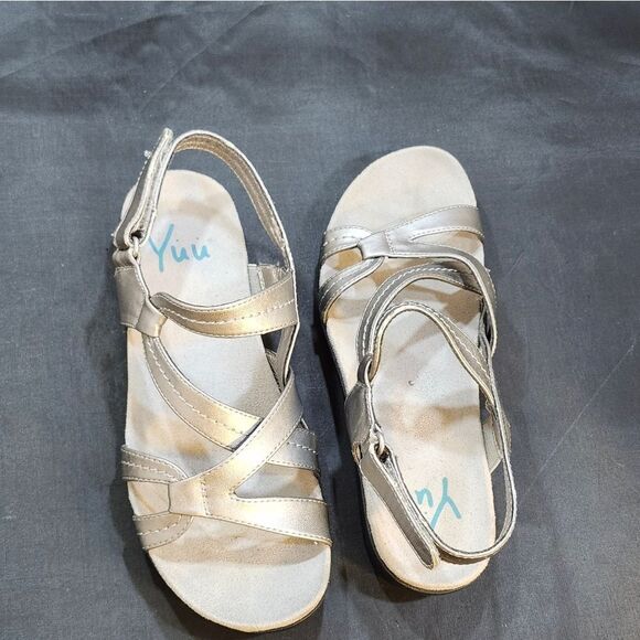 YUU WOMEN'S OPEN-TOE MULTI-STRAPS SLIP-ON SANDAL - Picture 7 of 16